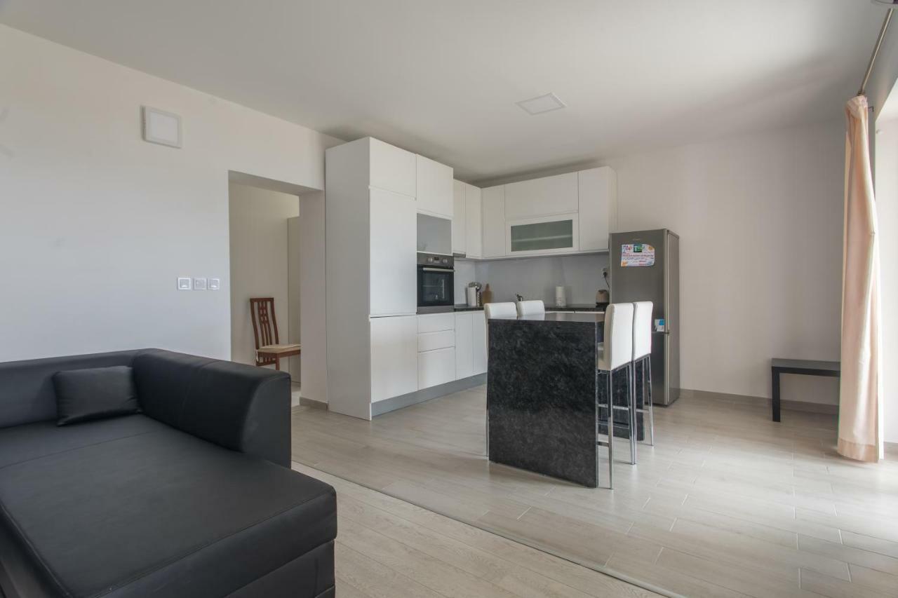 Apartmani Marija Jakir Brela Exterior foto
